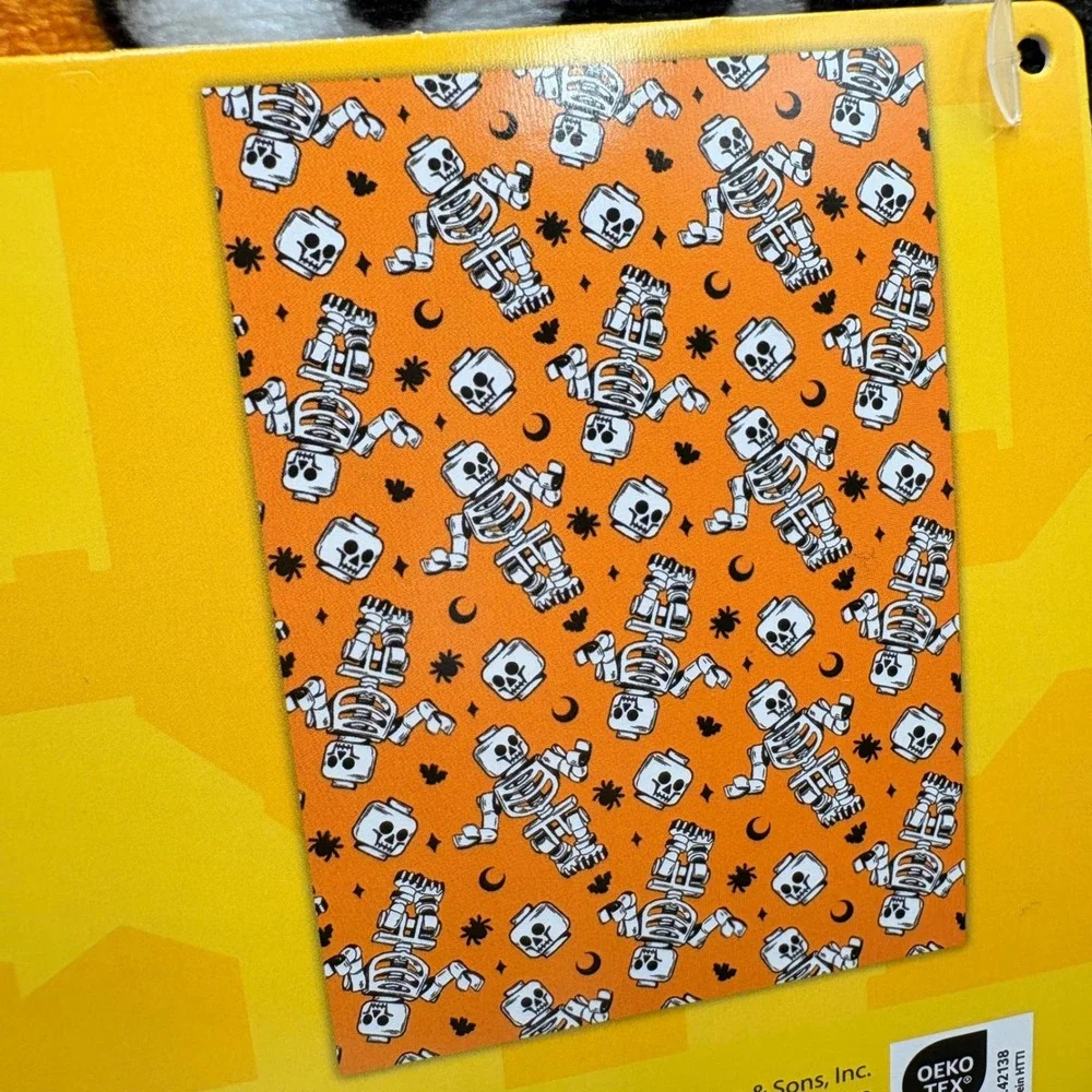 LEGO Skeleton Plush Throw Blanket 50x70 Orange Halloween Spooky Minifigure New